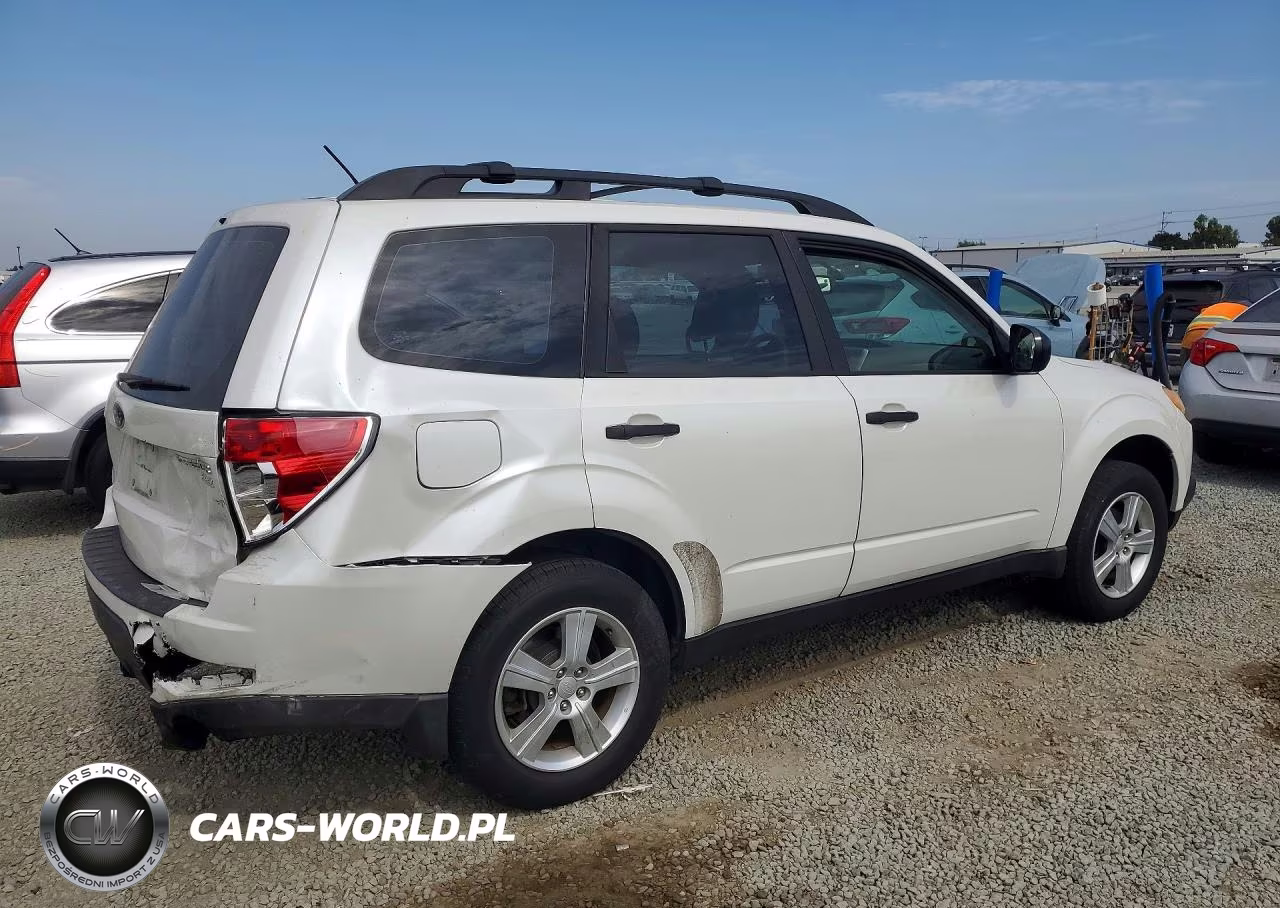 2013 Subaru Forester 2.5X VIN:JF2SHABC7DG410260 - 3