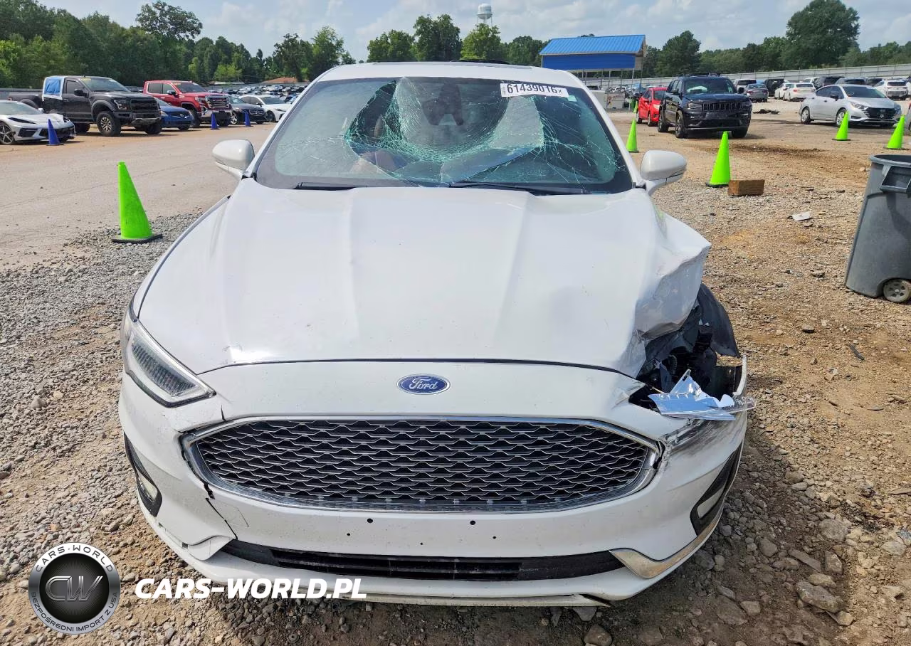 2019 Ford Fusion Titanium VIN:3FA6P0D90KR222481 - 5