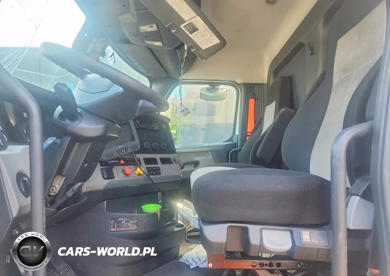 2021 Freightliner Cascadia 126 Semi Truck VIN:3AKJHLDV3MSMX5518 - 7