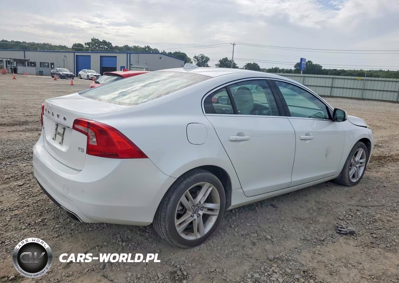 2015 Volvo S60 T5 Premier Plus VIN:YV140MFC4F1311745 - 3