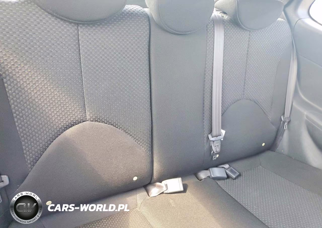 2009 Hyundai Accent Gs VIN:KMHCM36C59U127137 - 10