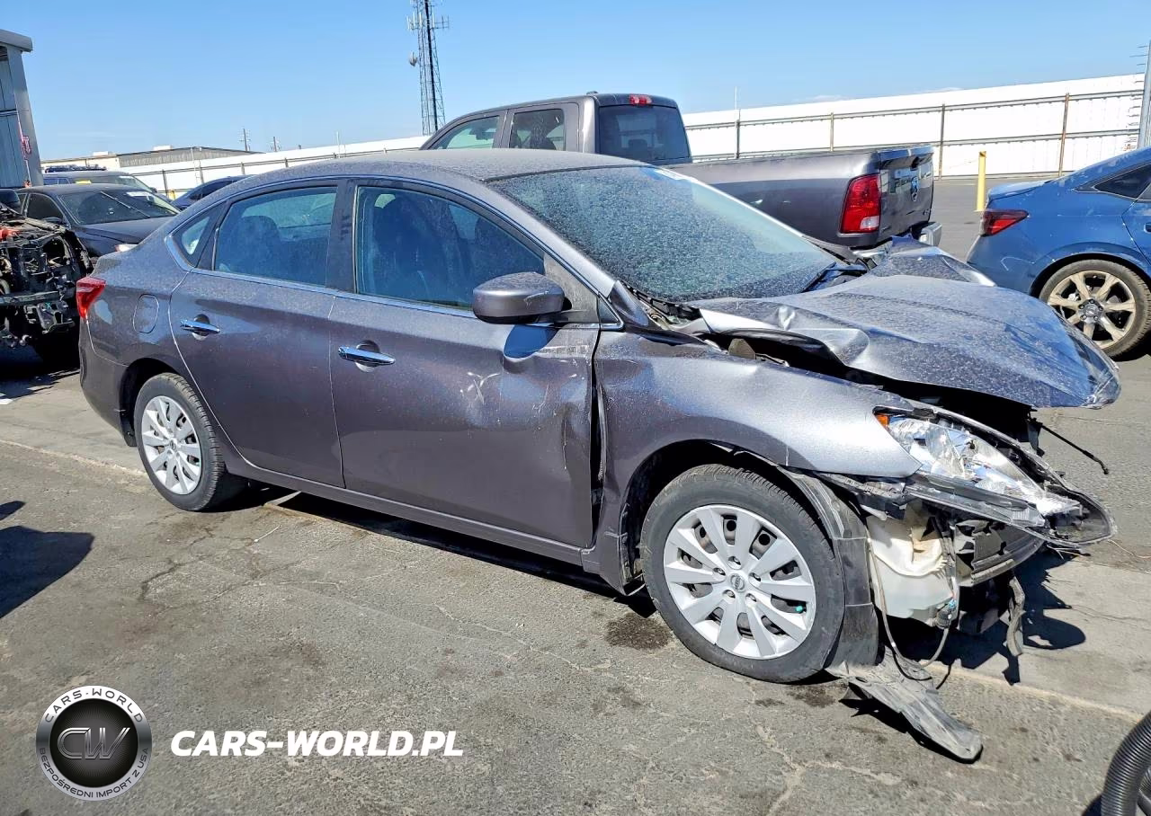 2018 Nissan Sentra S VIN:3N1AB7AP0JY208196 - 4