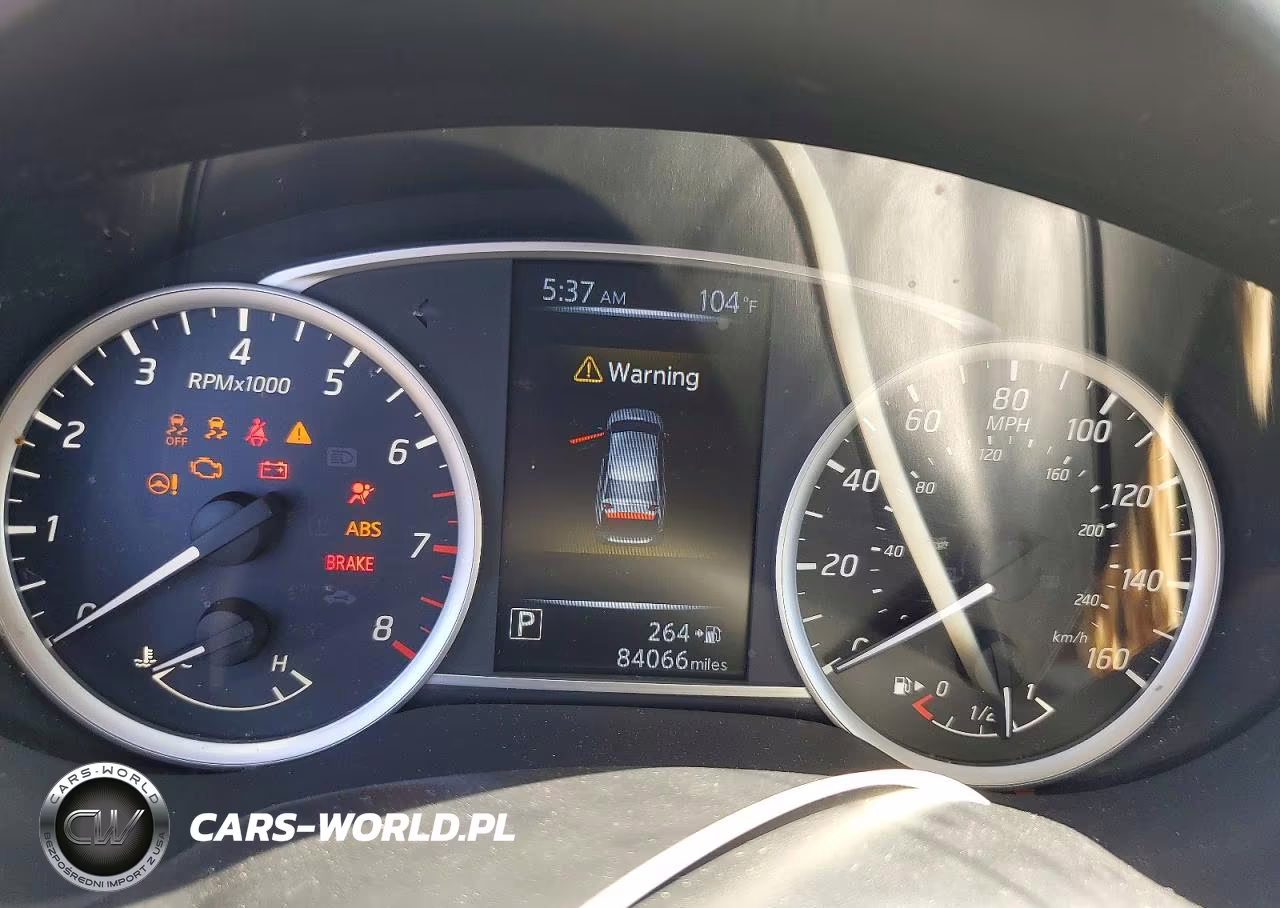 2018 Nissan Sentra S VIN:3N1AB7AP0JY208196 - 9