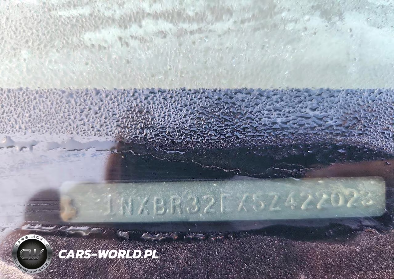 2005 Toyota Corolla Le VIN:1NXBR32EX5Z422023 - 12