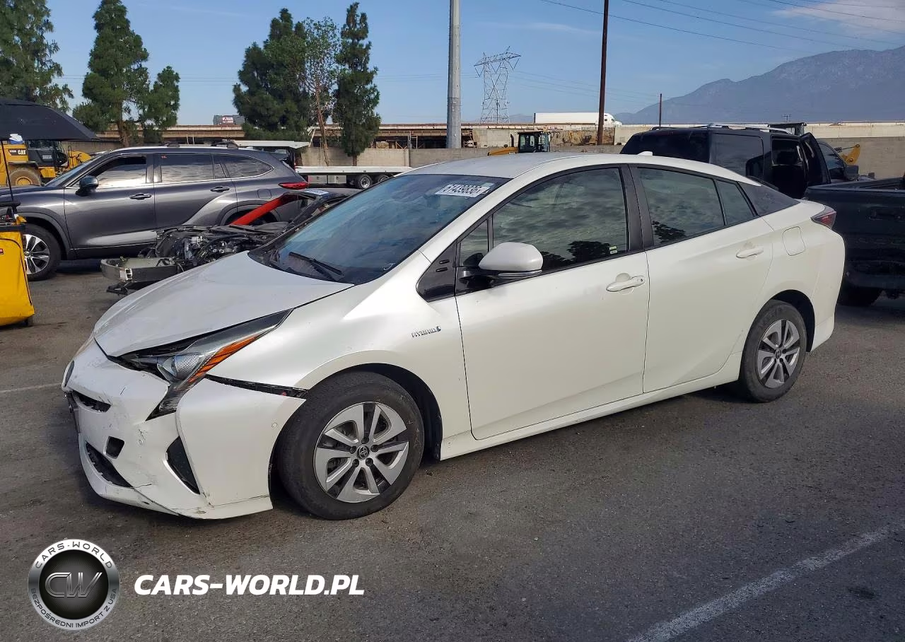 2018 Toyota Prius Two – zdjęcie 1 z 12