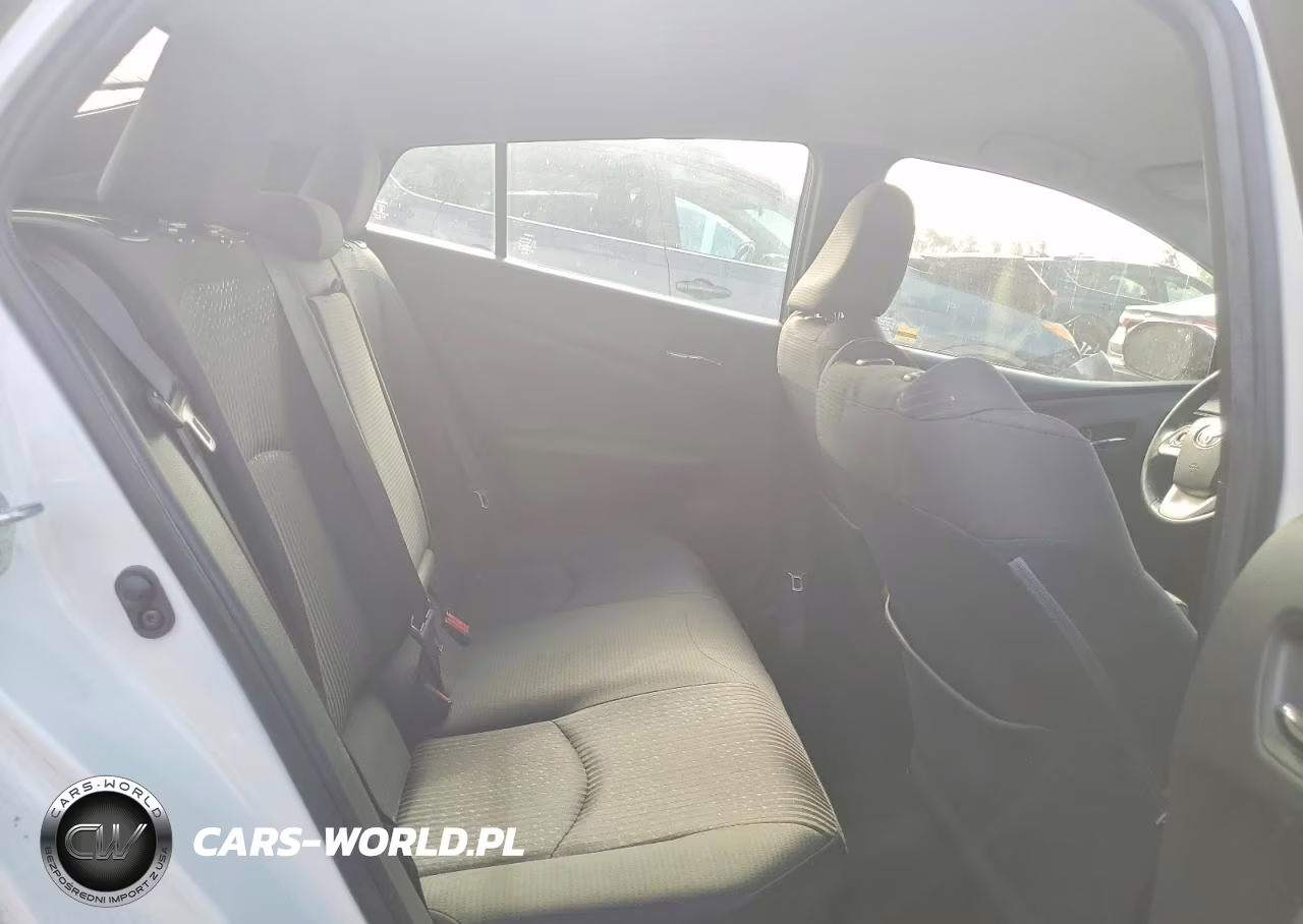 2018 Toyota Prius Two VIN:JTDKBRFU3J3590860 - 10