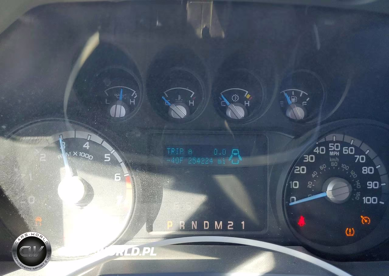 2012 Ford F250 Super Duty VIN:1FT7W2B68CEC24165 - 9
