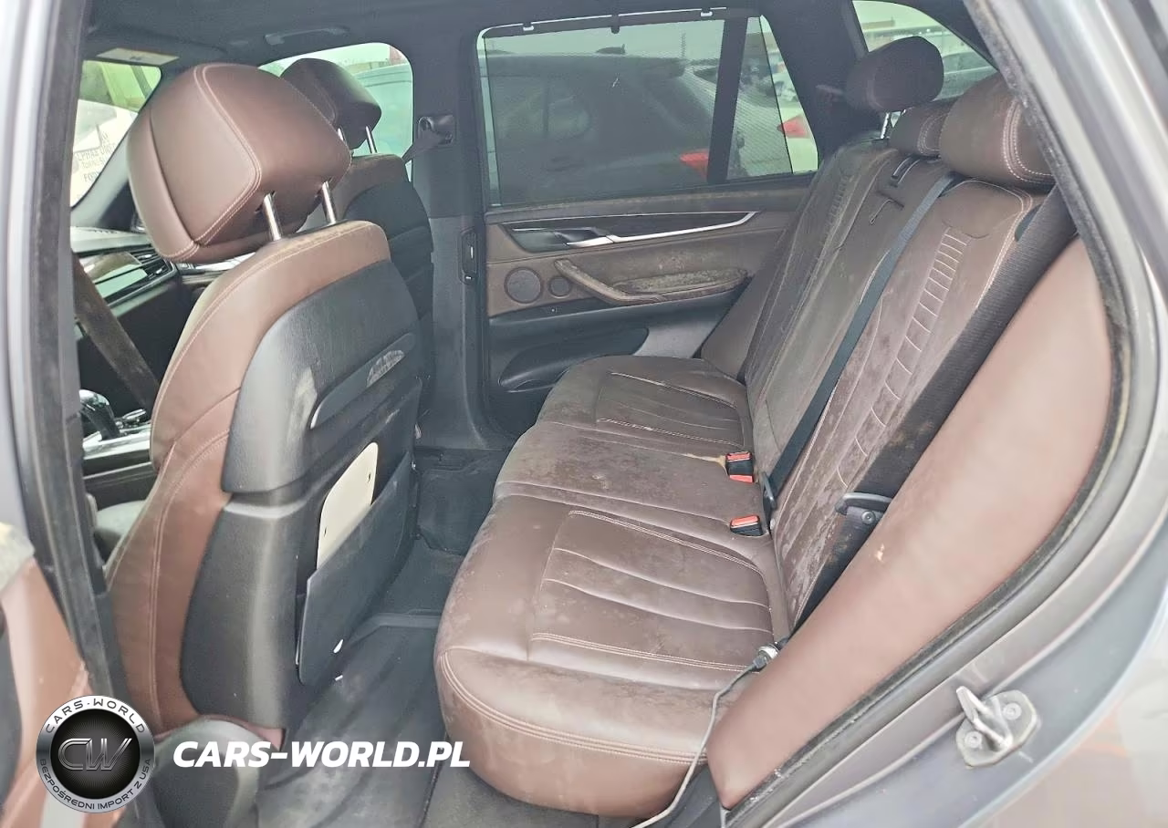 2016 BMW X5 xDrive50I VIN:5UXKR6C54G0J80214 - 11