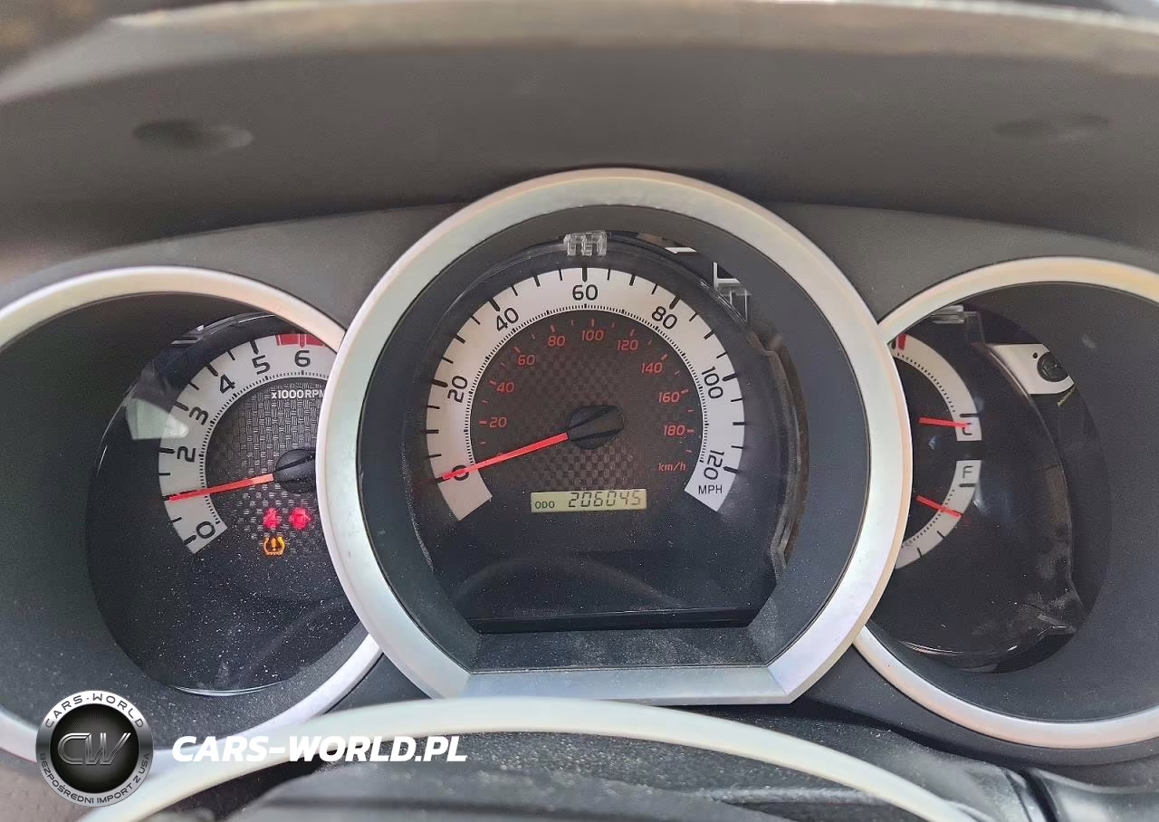 2012 Toyota Tacoma Double Cab VIN:3TMLU4ENXCM081877 - 9