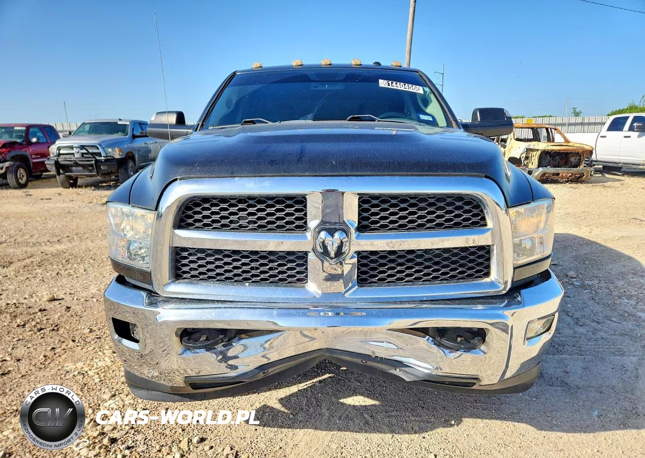 2018 Ram 3500 St VIN:3C63RRGJ7JG267064 - 5