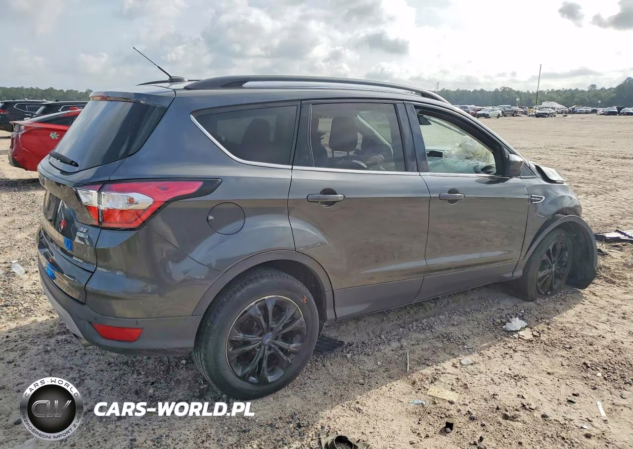 2018 Ford Escape Se VIN:1FMCU9GD6JUB16890 - 3