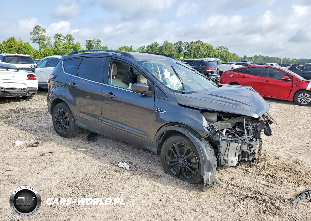 2018 Ford Escape Se VIN:1FMCU9GD6JUB16890 - 4