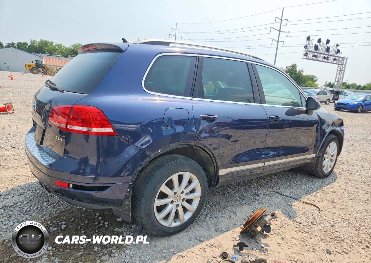 2012 Volkswagen Touareg V6 Tdi VIN:WVGEK9BP4CD009615 - 3