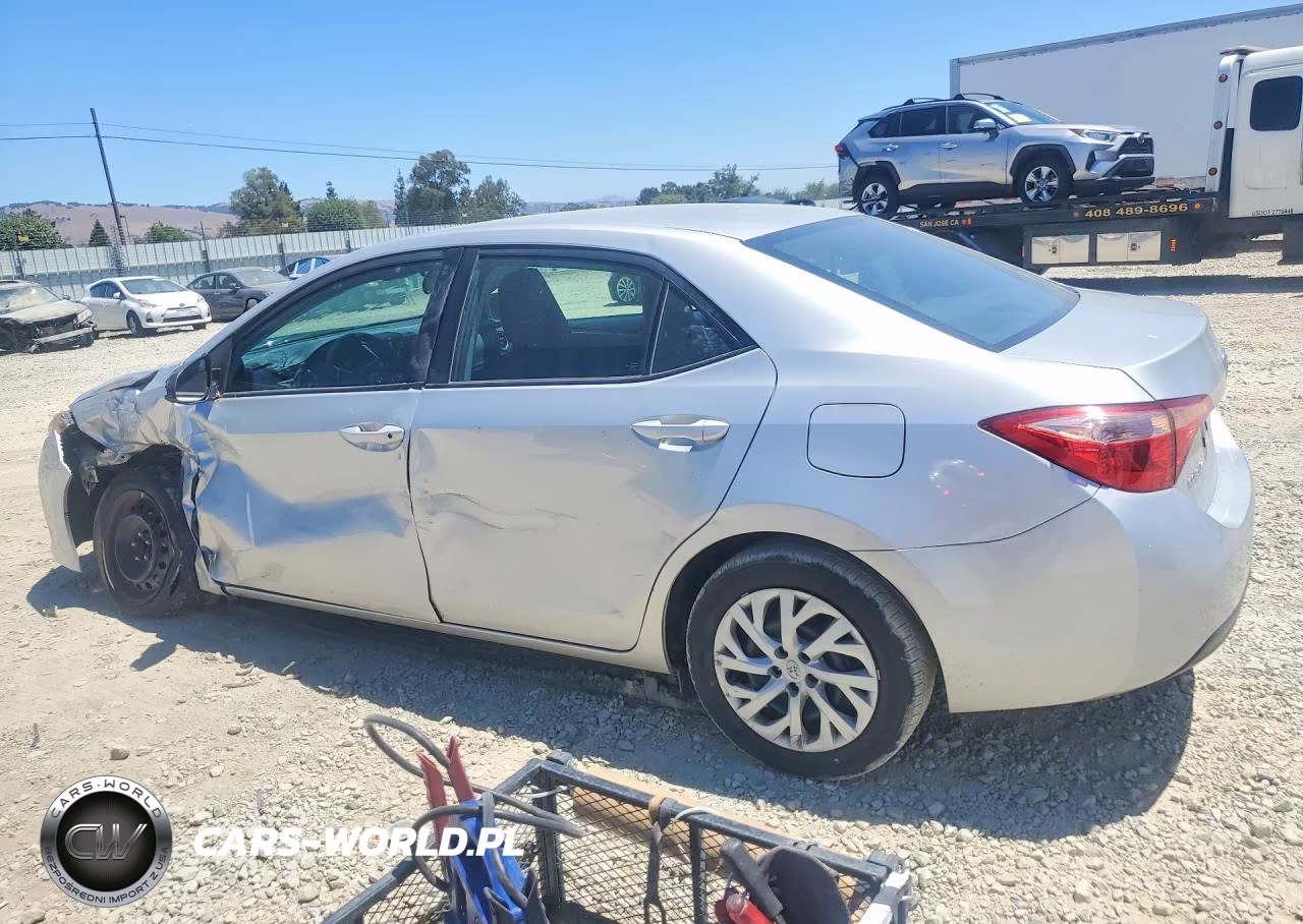 2019 Toyota Corolla Le VIN:5YFBURHE8KP883968 - 2