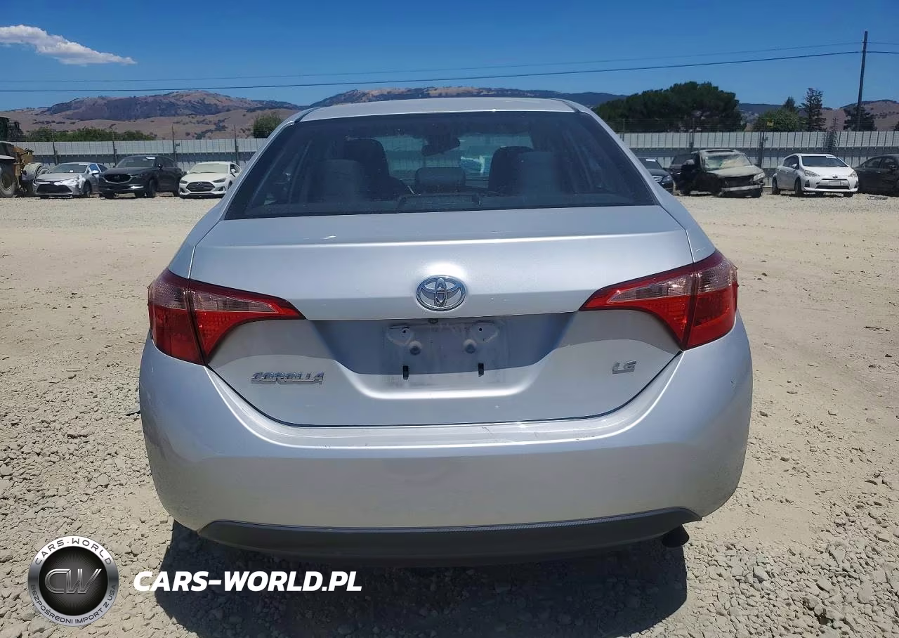 2019 Toyota Corolla Le VIN:5YFBURHE8KP883968 - 6