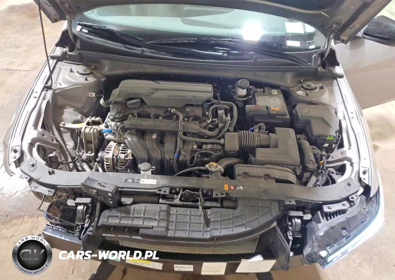2026 Hyundai Elantra Sel Sport VIN:KMHLM4DG0TU121670 - 11