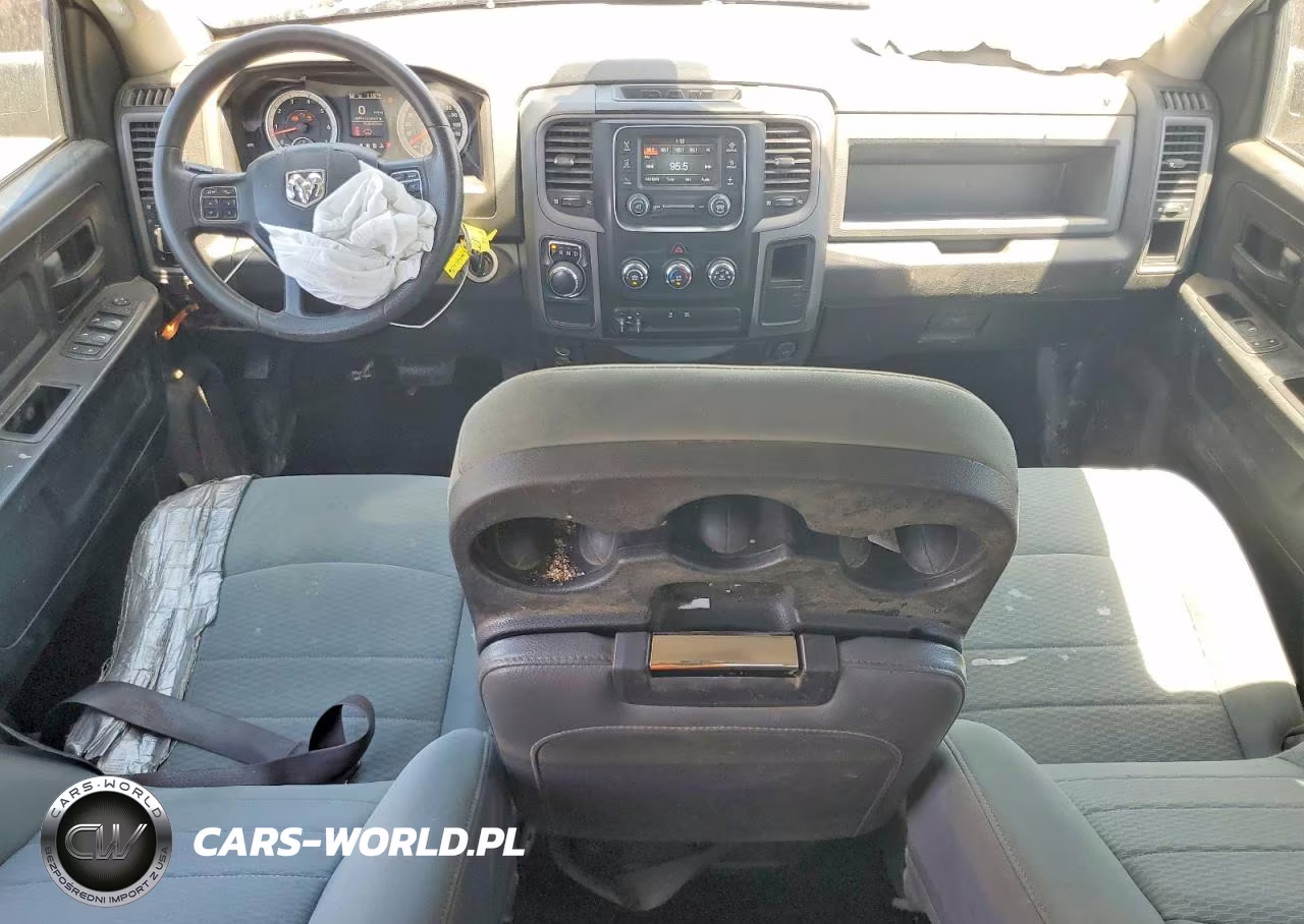 2019 Ram 1500 Classic Tradesman VIN:1C6RR6KT4KS594565 - 8