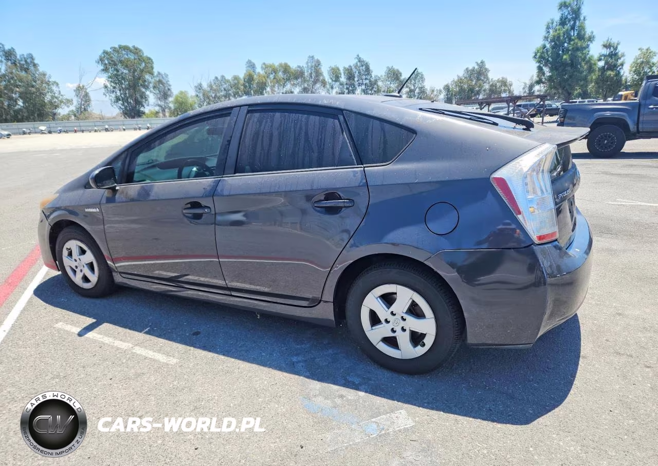 2011 Toyota Prius Three VIN:JTDKN3DU7B0262464 - 2