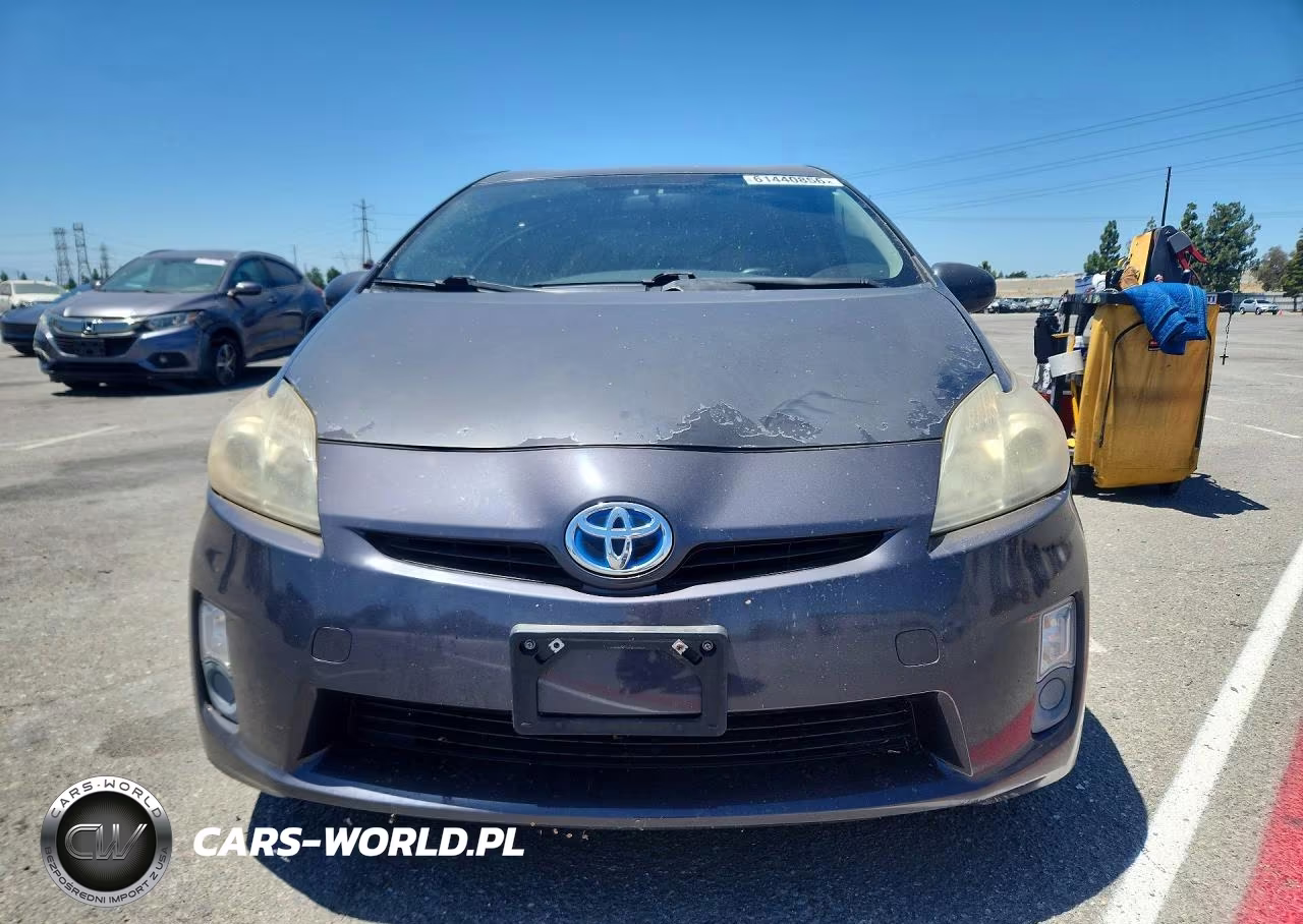 2011 Toyota Prius Three VIN:JTDKN3DU7B0262464 - 5