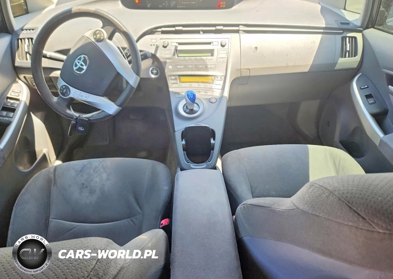 2011 Toyota Prius Three VIN:JTDKN3DU7B0262464 - 8