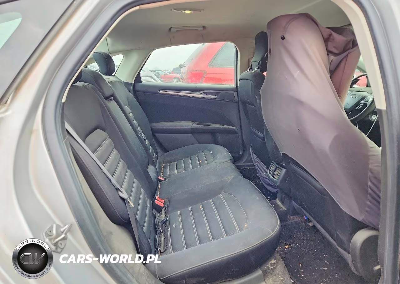 2015 Ford Fusion Se VIN:1FA6P0H74F5102734 - 10