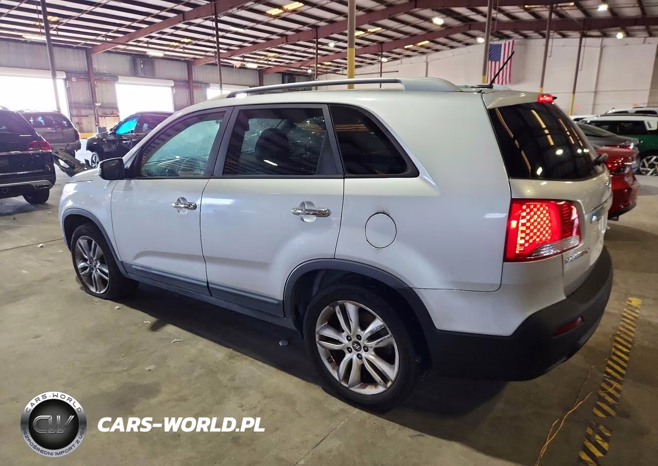 2011 Kia Sorento Lx VIN:5XYKT4A16BG111695 - 2
