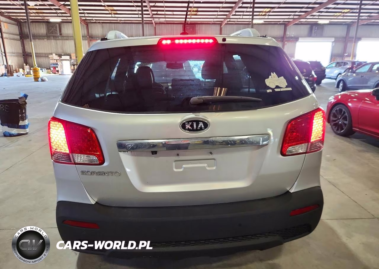 2011 Kia Sorento Lx VIN:5XYKT4A16BG111695 - 6