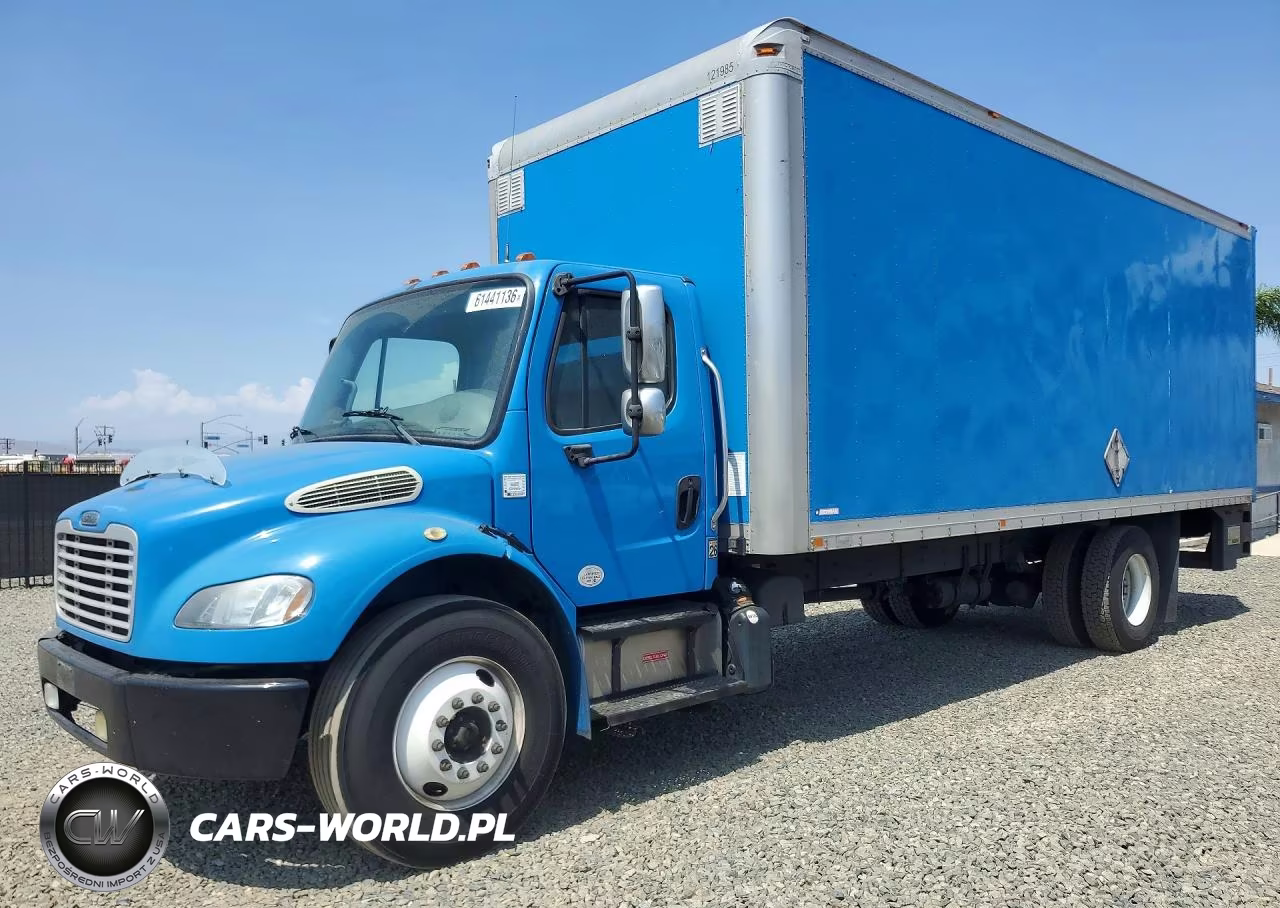 2015 Freightliner Business Class M2 Box Truck