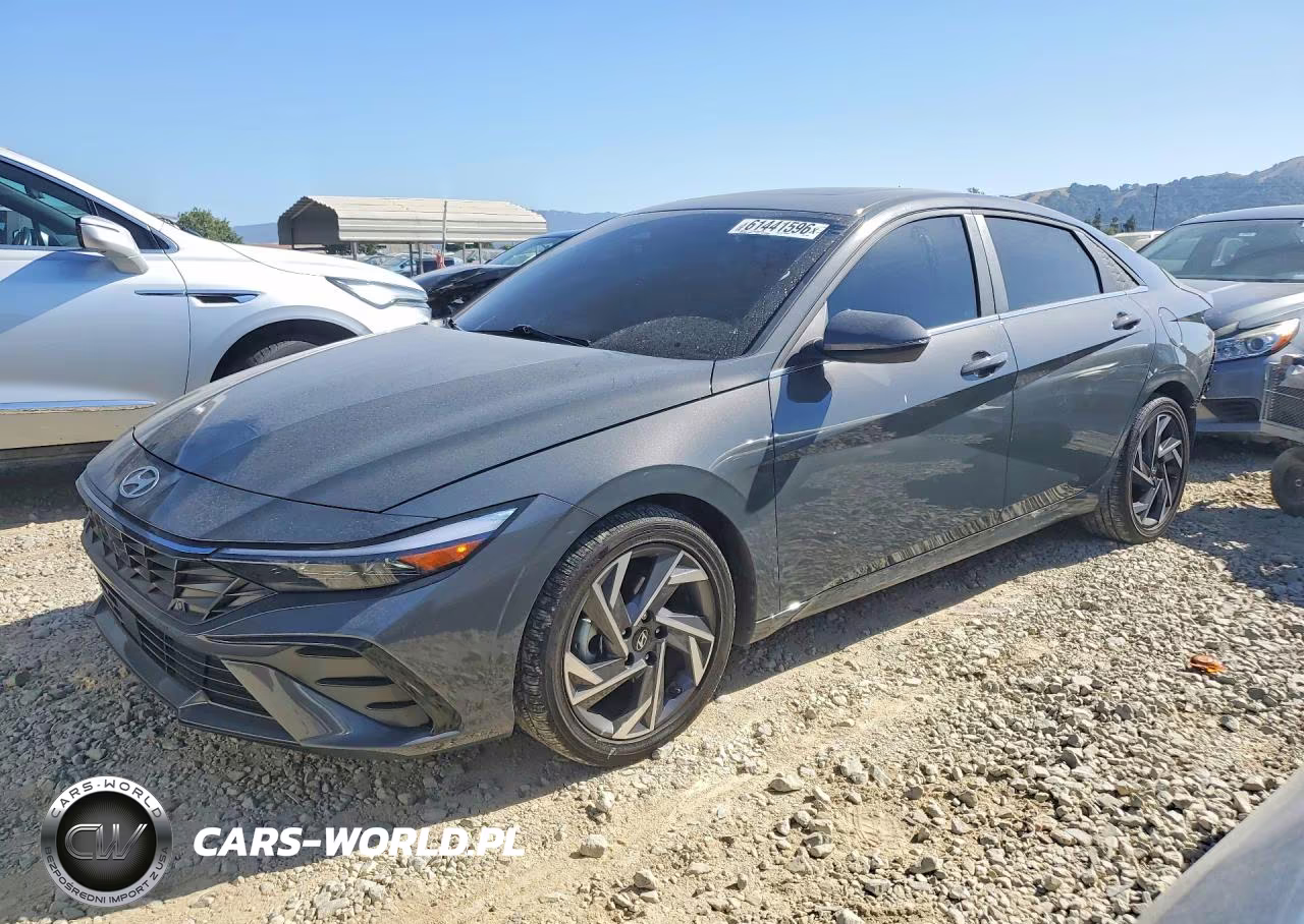 2025 Hyundai Elantra Limited – zdjęcie 1 z 13