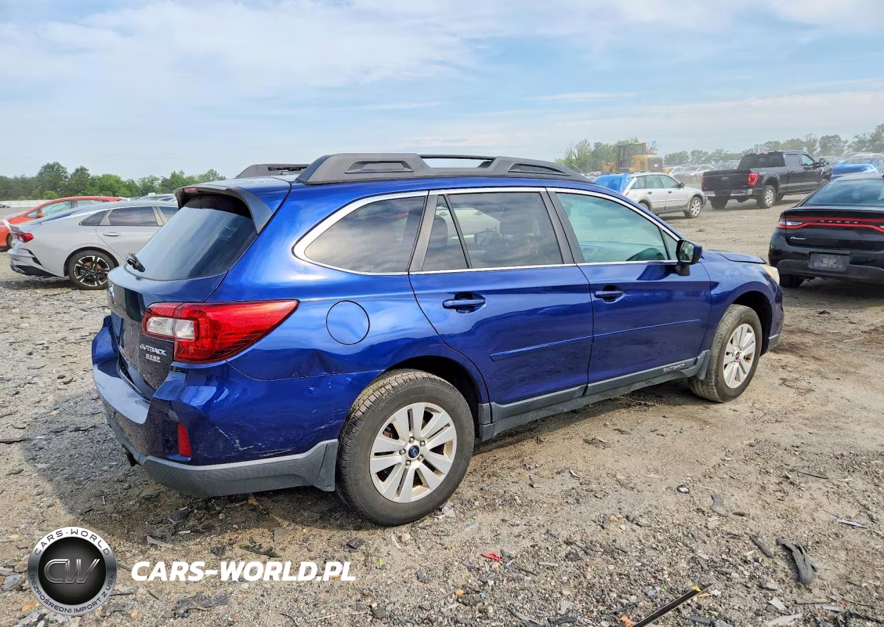 2015 Subaru Outback VIN:4S4BSACCXF3201390 - 3