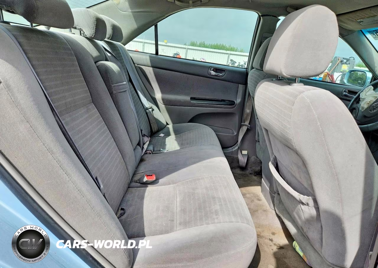2005 Toyota Camry Le VIN:4T1BE32K25U539080 - 10