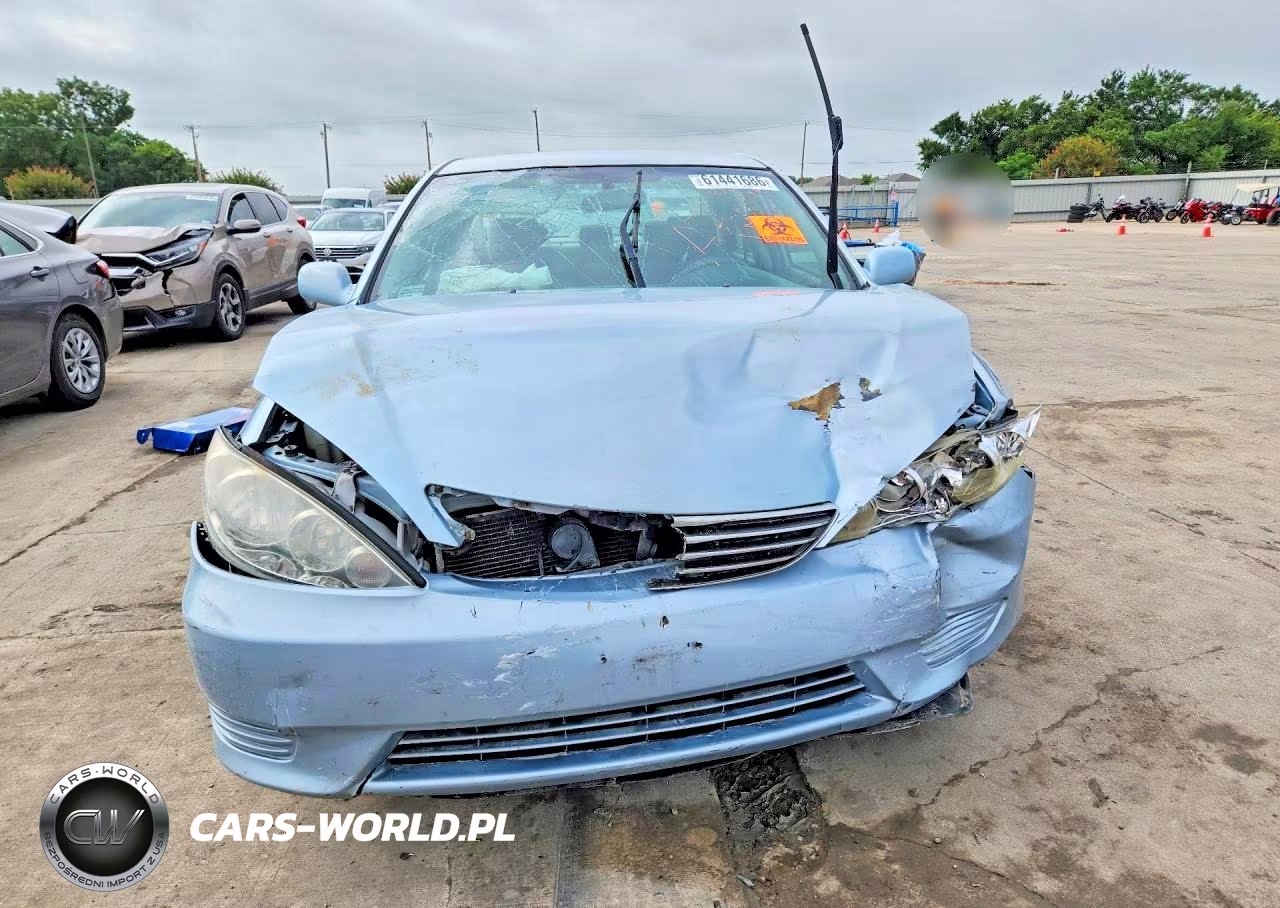 2005 Toyota Camry Le VIN:4T1BE32K25U539080 - 5