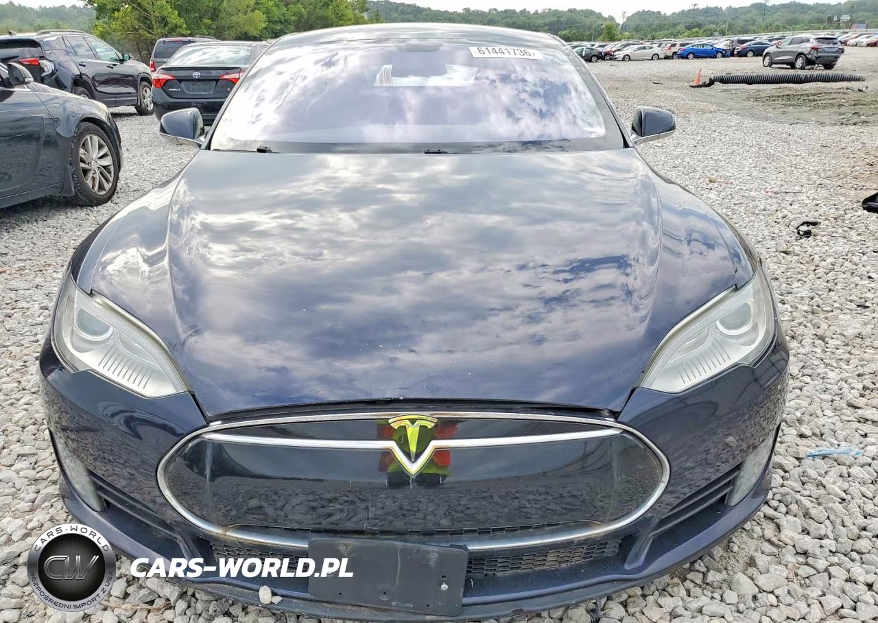 2013 Tesla Model S VIN:5YJSA1CG2DFP03773 - 5