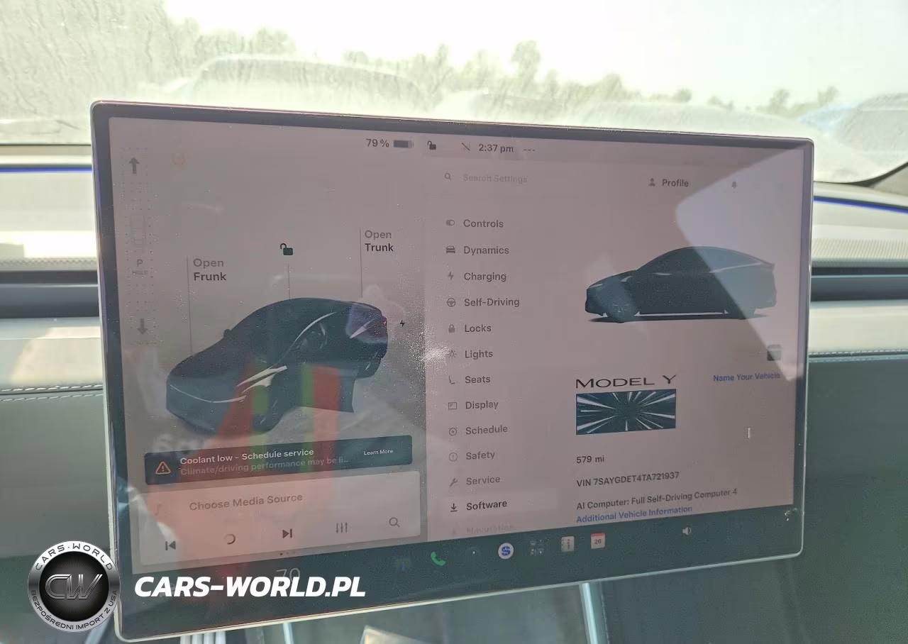 2026 Tesla Model Y VIN:7SAYGDET4TA721937 - 9