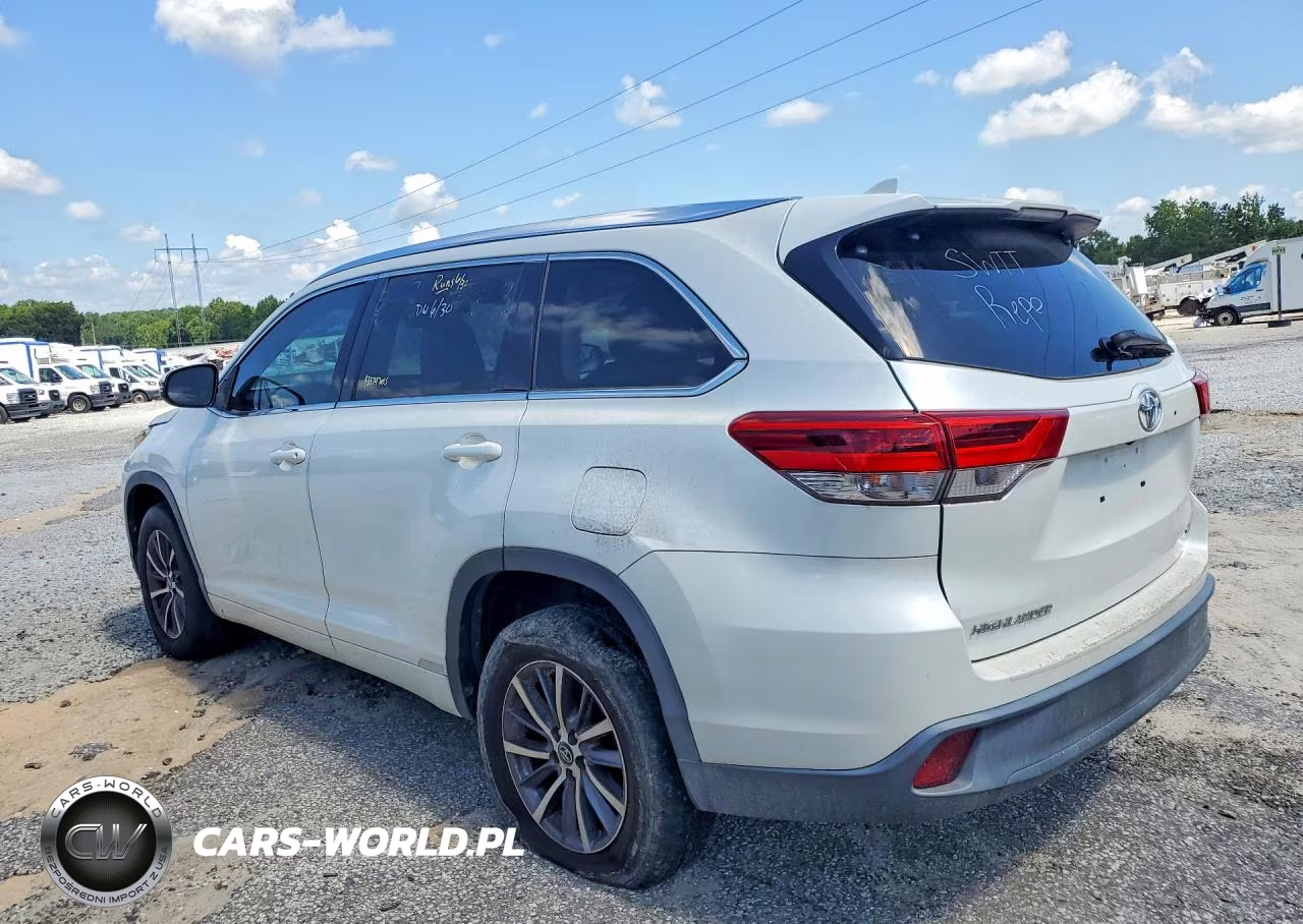 2017 Toyota Highlander Xle VIN:5TDKZRFH1HS511855 - 2