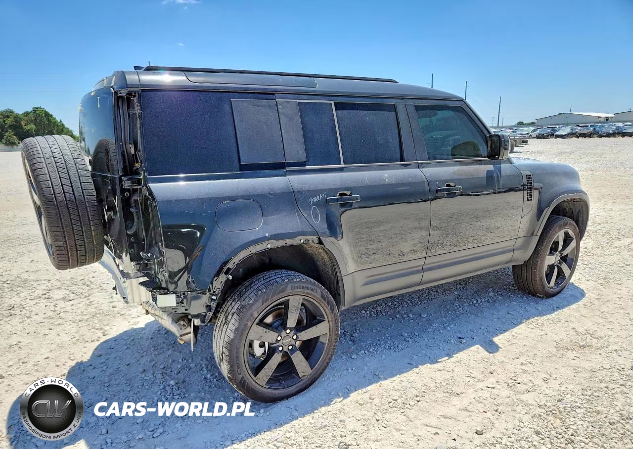 2026 Land Rover Defender 110 S VIN:SALEJEEX6T2485557 - 3