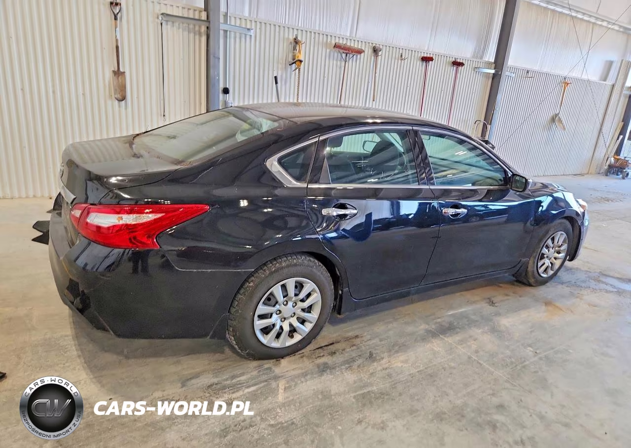 2017 Nissan Altima 2.5 S VIN:1N4AL3AP2HC275667 - 3