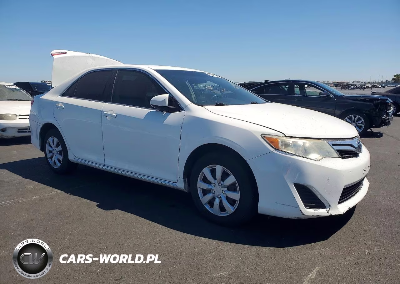 2014 Toyota Camry Le VIN:4T4BF1FK0ER409378 - 4
