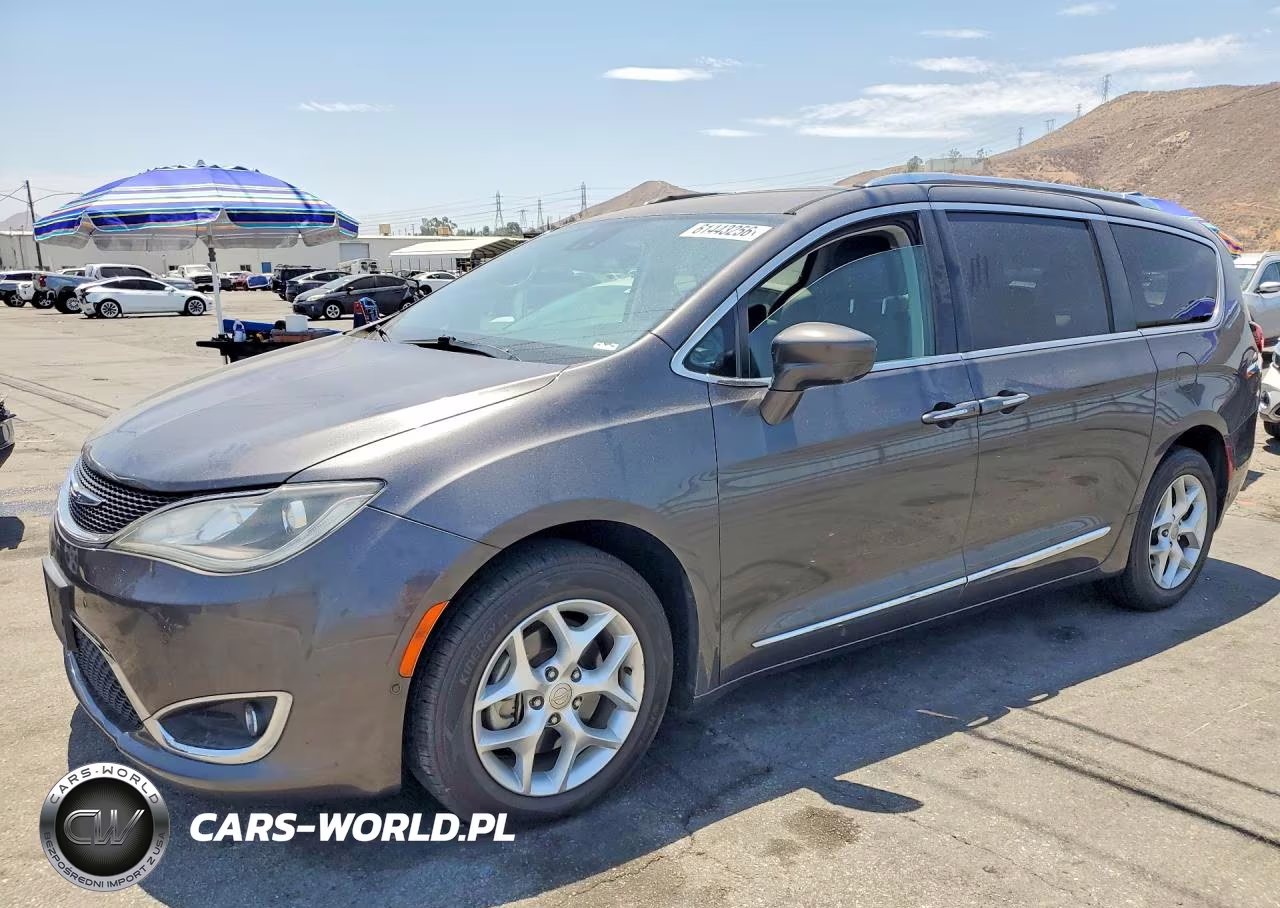 2018 Chrysler Pacifica Touring L