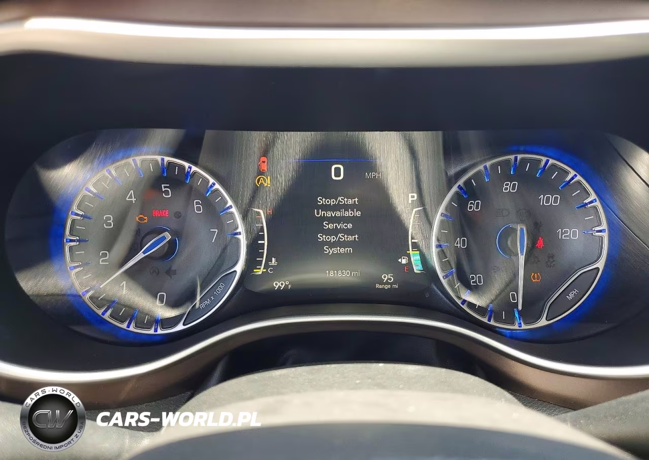 2018 Chrysler Pacifica Touring L VIN:2C4RC1BG8JR112356 - 9
