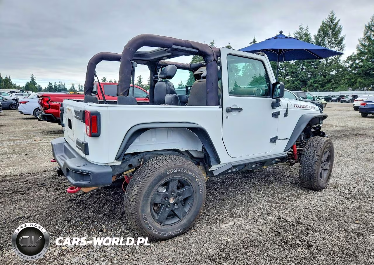 2016 Jeep Wrangler Rubicon VIN:1C4BJWCG3GL128338 - 3