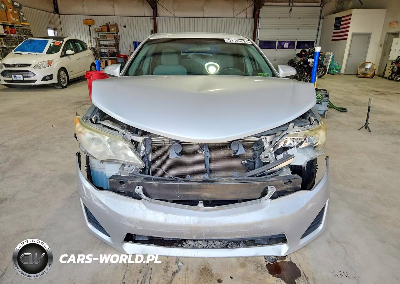 2014 Toyota Camry Le VIN:4T4BF1FK4ER363358 - 5