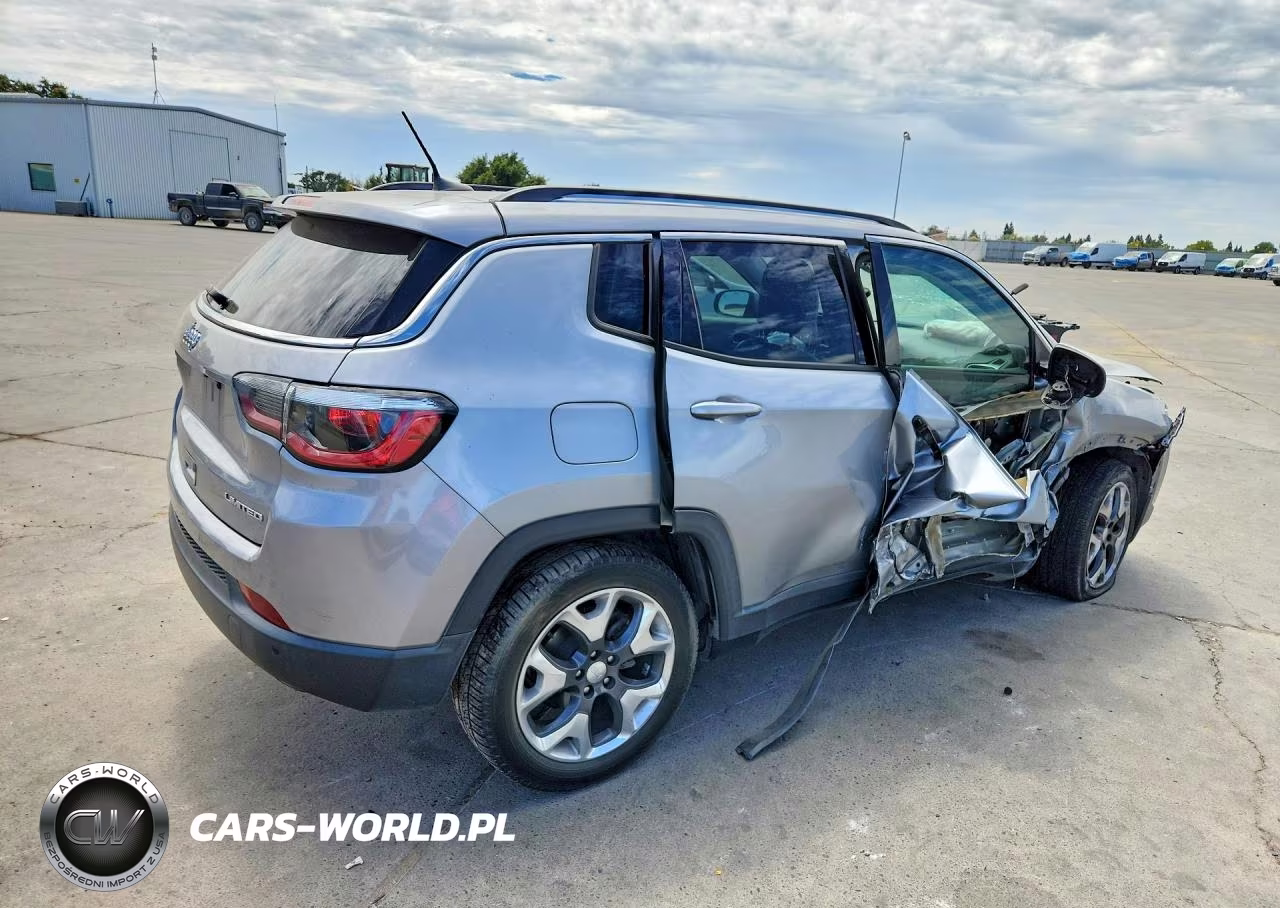 2018 Jeep Compass Limited VIN:3C4NJCCB6JT357947 - 3