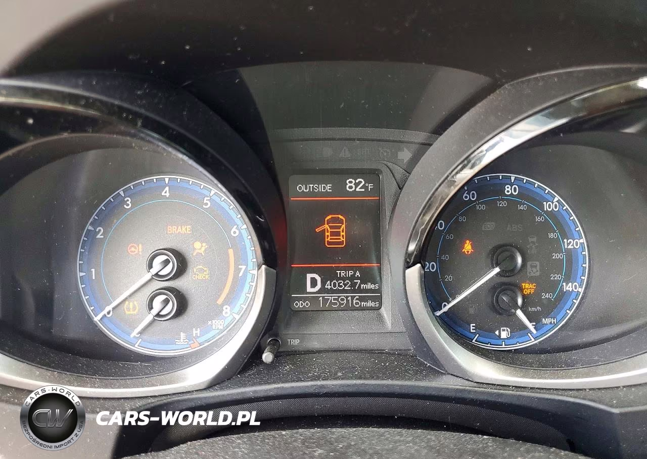 2015 Toyota Corolla S Plus VIN:2T1BURHEXFC346668 - 9