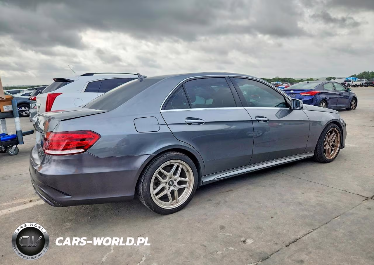 2016 Mercedes-Benz E 350 4Matic VIN:WDDHF8JB2GB265877 - 3