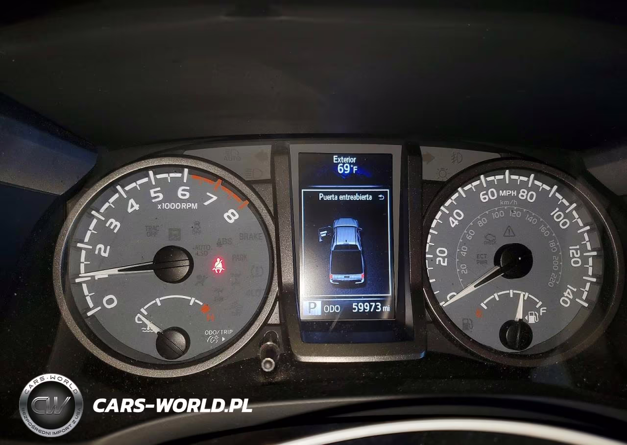 2022 Toyota Tacoma Trd Off-Road VIN:3TMCZ5AN0NM532699 - 9