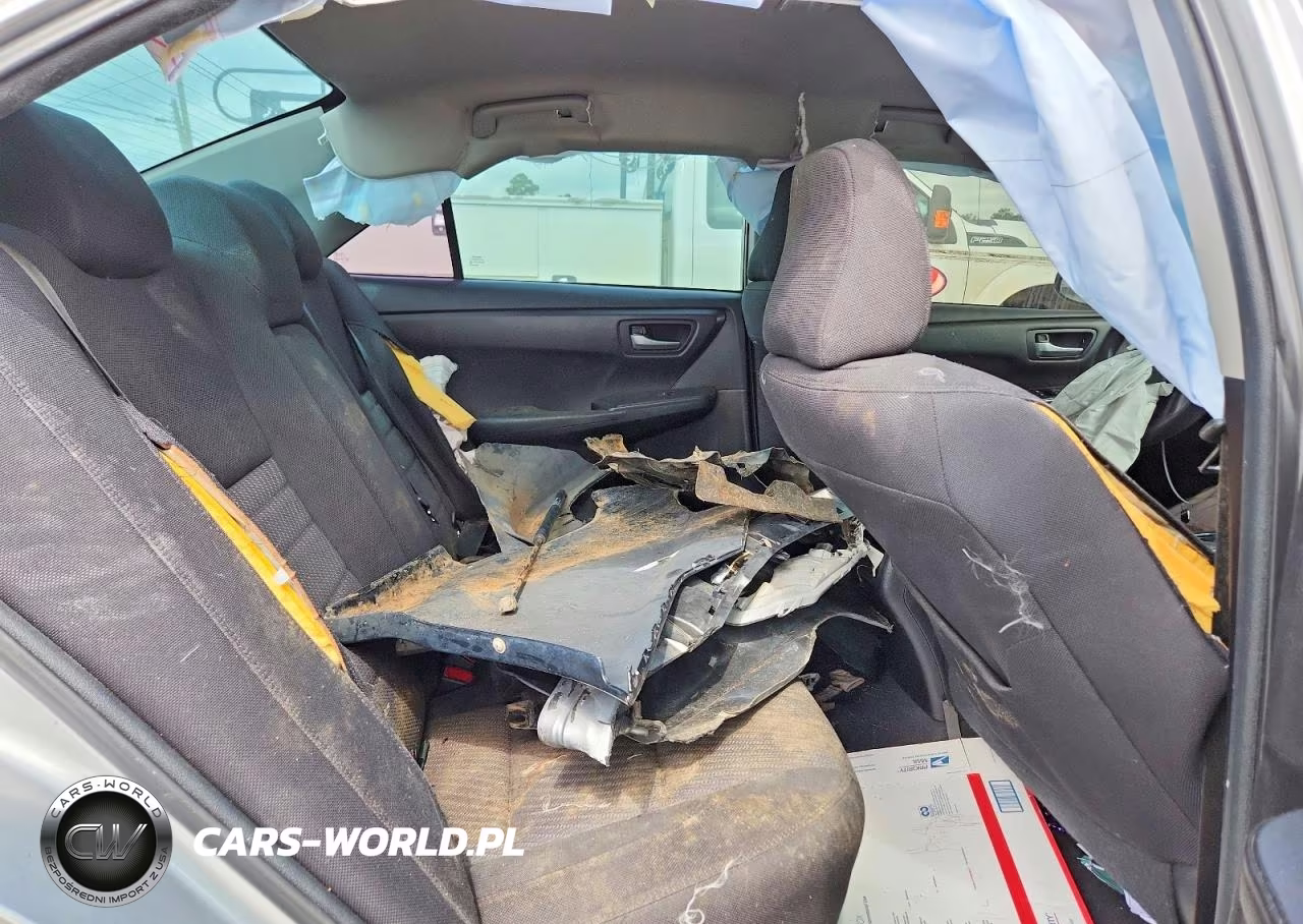 2017 Toyota Camry Le VIN:4T1BF1FK9HU384866 - 10