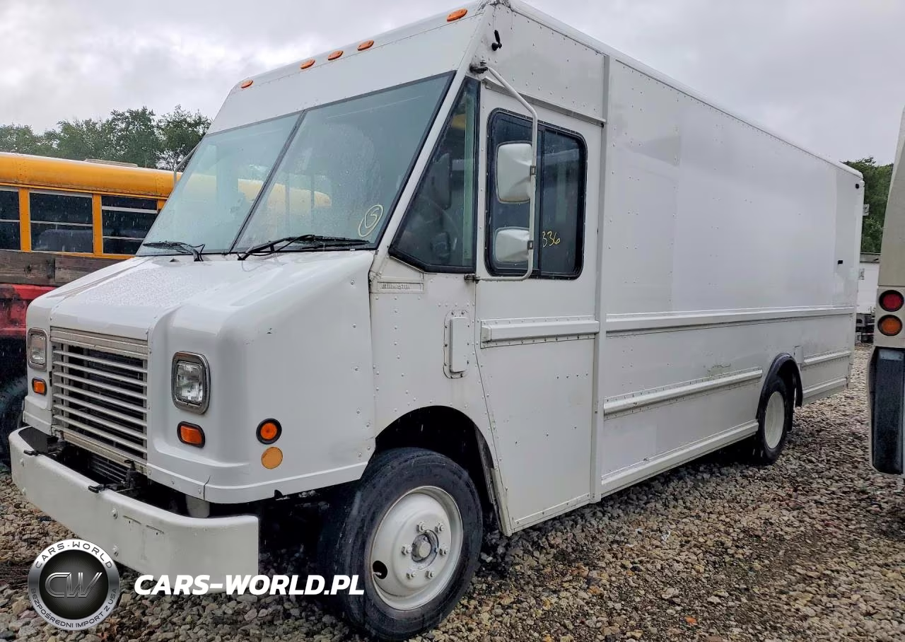 2005 Freightliner Mt45 Chassis Delivery Truck
