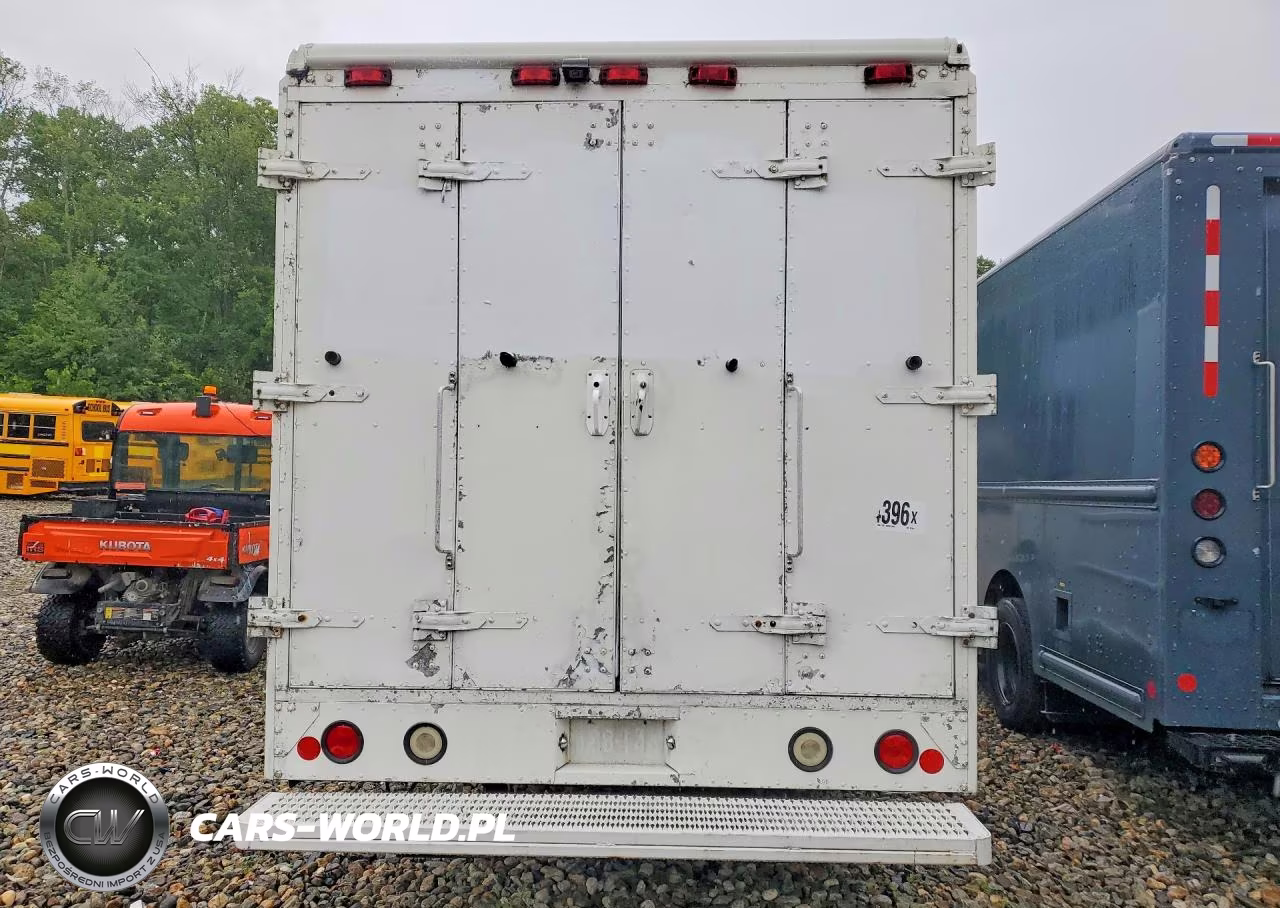 2004 Freightliner Mt45 Chassis Delivery Truck VIN:4UZAANCP54CM75814 - 6
