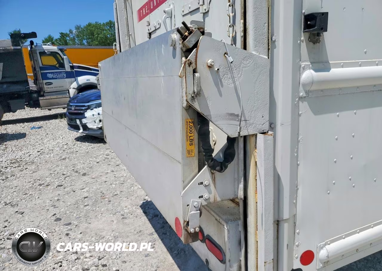2008 Freightliner Mt45 Chassis Delivery Truck VIN:4UZAANDU68CAC3685 - 11